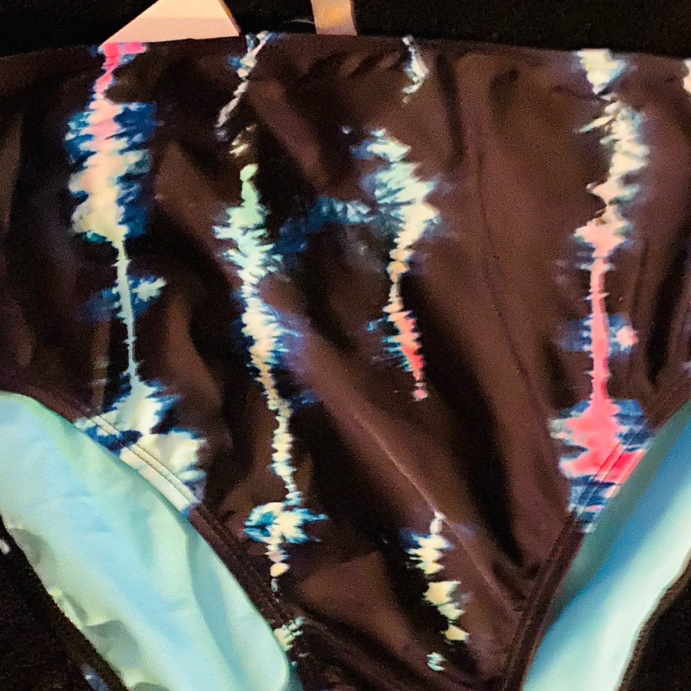 Cyn & Luca Juniors' Night Vibe Hannah High Waist Bikini Bottom - Picture 4 of 16